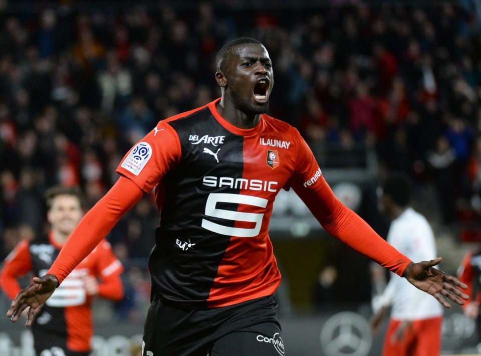 关于雷恩击败里昂,取得宝贵三分的信息 关于雷恩击败里昂,取得宝贵三分的信息