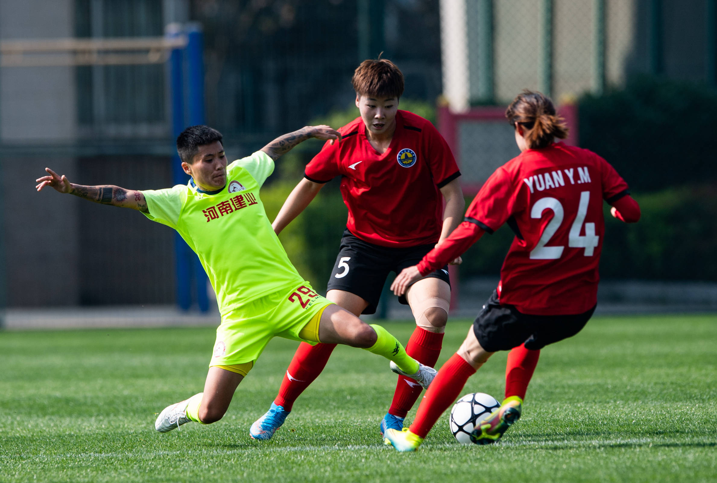 包含河南建业女足进行战术调整,备战下一场比赛的词条 包含河南建业女足进行战术调整,备战下一场比赛的词条
