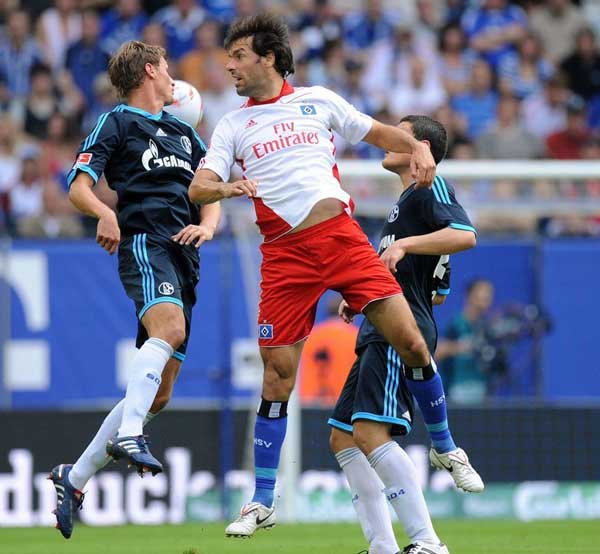 沙尔克士气低迷，保级压力犹存的简单介绍