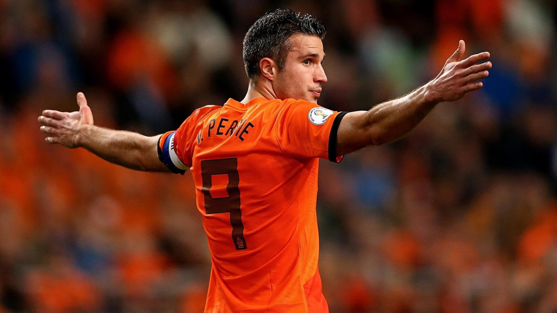 西甲国家德比焦点战，皇马压哨绝杀，中国元素闪耀伯纳乌